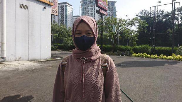 Indriani Saputri (20)