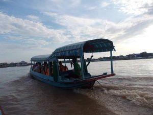Potret Kehidupan Masyarakat Tradisional Sungai Bassac Vietnam