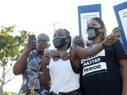 Pria Kulit Hitam Ditembak Mati Polisi AS, Keluarga Duga Bermotif Ras