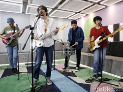 Dam Dam Pop, Proyek Kolaborasi Bangkutaman dan Harlan Boer