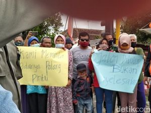 Warga Tolak Rencana Penutupan Lintasan KA di Blitar yang Rawan Kecelakaan