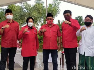 Risma Langsung Ikut Deklarasi Eri-Armuji