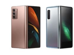 Perbandingan Ponsel Sultan Galaxy Z Fold 2 dan Galaxy Fold Perbandingan Ponsel Sultan Galaxy Z Fold 2 dan Galaxy Fold