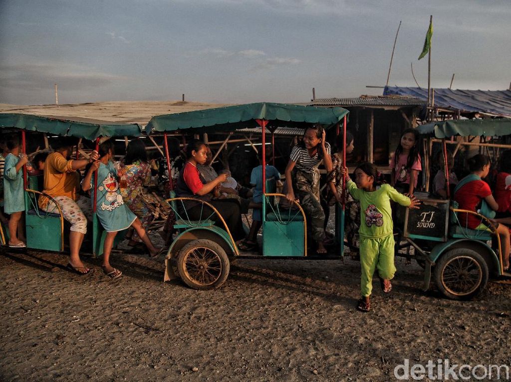 Pandemi COVID-19 Bikin Angka Kemiskinan Terus Meningkat Pandemi COVID-19 Bikin Angka Kemiskinan Terus Meningkat