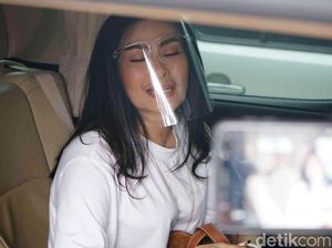 Camkan! Iis Dahlia Tak Akan Diam dengan Netizen Lihat Devano Tertekan