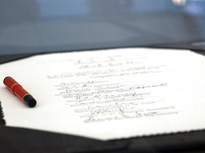 Arti Surat Resmi: Fungsi, Struktur, Jenis, dan Bedanya dengan Surat Tidak Resmi