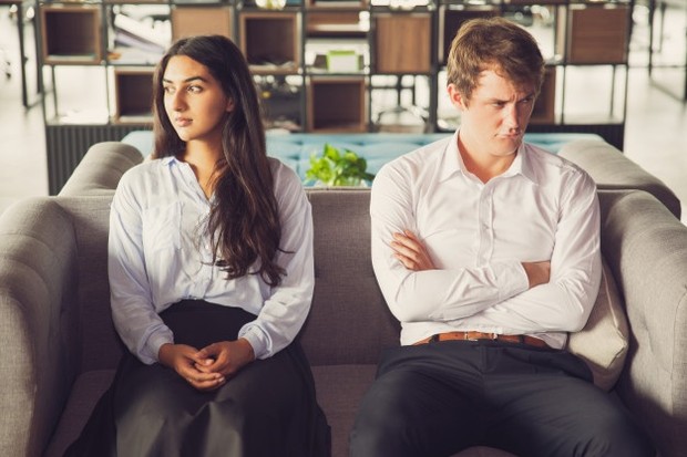 Konflik Pernikahan/ Sumber: Freepik.com Meskipun akar penyebab dari sebuah hubungan bisa beragam dan kompleks, efek psikologis dari pernikahan tanpa seks ternyata cukup serius.