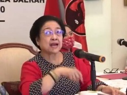 Megawati Ungkit Pembakaran Bendera PDIP: Nggak Bisa, Ini Kehormatan