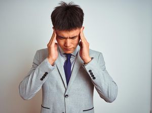 Tolak Minuman Beralkohol dari Bos, Pegawai Baru Ini Ditampar