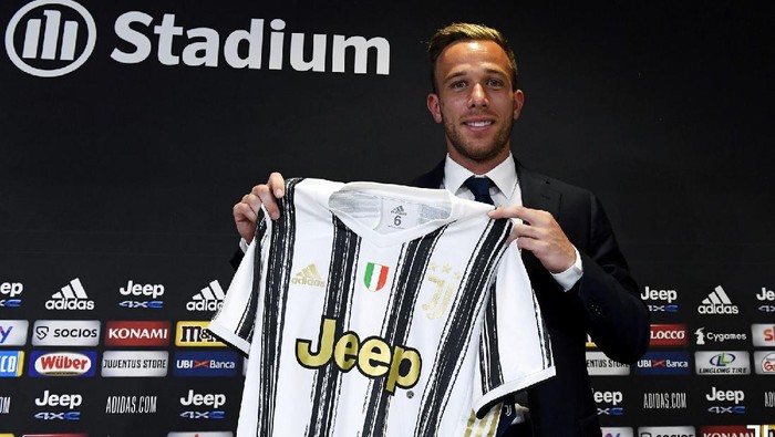 Arthur Melo diperkenalkan sebagai rekrutan anyar Juventus