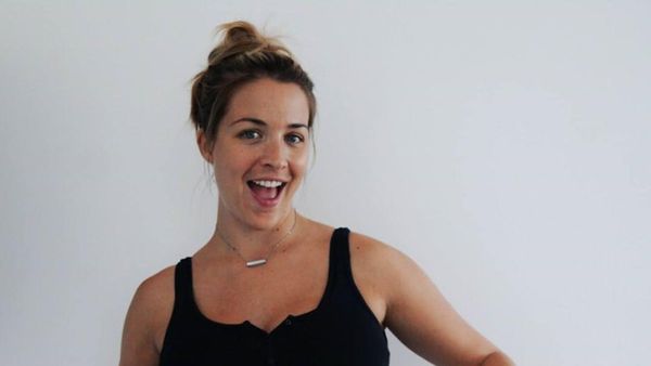 Anti Pencitraan, 6 Artis Ini Berani Pamer Perut Buncit Setelah Melahirkan