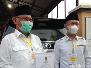 Cawalkot Medan Akhyar Disomasi Pengacara Terkait Fee Gugatan di MK Cawalkot Medan Akhyar Disomasi Pengacara Terkait Fee Gugatan di MK