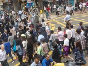 Bak Shibuya Crossing Tapi Ini di Causeway Bay Hong Kong