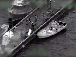 Detik-detik Angkatan Laut Kolombia Gagalkan Penyelundupan 2 Ton Kokain