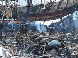 Dealer Kawasaki Terbakar, Motor Hangus Tinggal Rangka