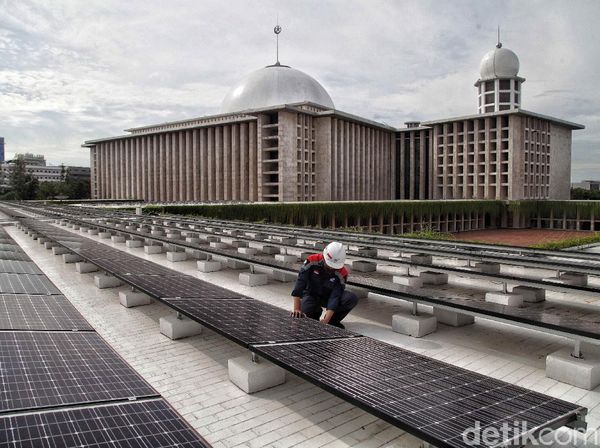 Keren! Kini Masjid Istiqlal Pakai Energi Surya