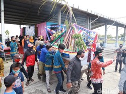Tradisi Petik Laut di Banyuwangi Tetap Digelar Meski Tak Seramai Tahun Lalu