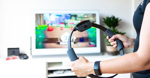 Nintendo game ini bisa melakukan jogging, poses yoga hingga bermain game.