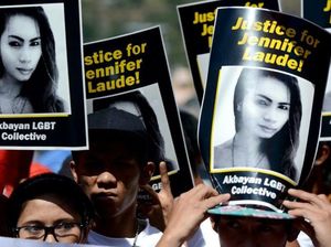 Filipina Tunda Pembebasan Awal Marinir AS yang Bunuh Transgender