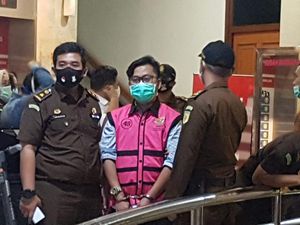 Teman Dekat Pinangki Dijerat Pasal Suap Hakim, Begini Konstruksi Hukumnya Teman Dekat Pinangki Dijerat Pasal Suap Hakim, Begini Konstruksi Hukumnya