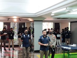 Rekonstruksi Pesta Gay, Tersangka Peragakan 26 Adegan Perencanaan-Pelaksanaan