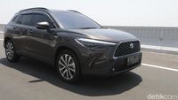 Mencoba Toyota  Corolla Cross, Salah Satu Mobil Hybrid Termurah