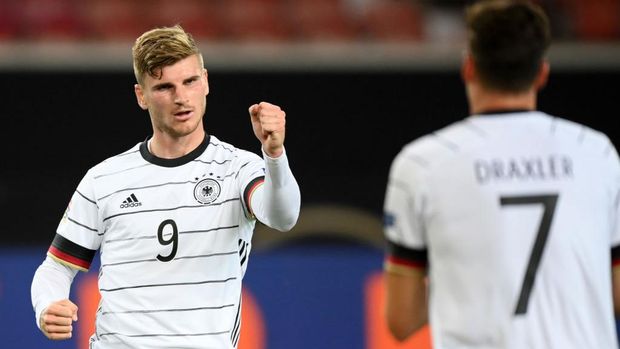 STUTTGART, GERMANY - SEPTEMBER 3: Timo Werner of Germany celebrates after scoring his team's first goal during the UEFA Nations League group stage match between Germany and Spain at the Mercedes-Benz Arena on 3 September 2020 in Stuttgart, Germany.  (Photo by Matthias Hangst / Getty Images)