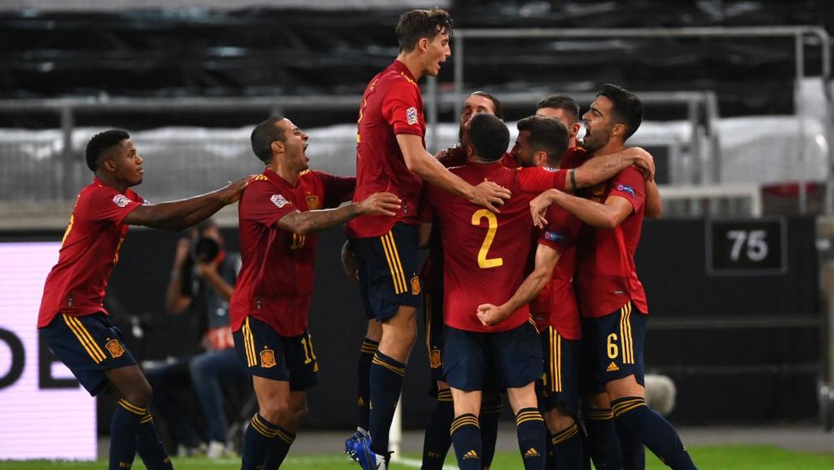 Spanyol menunjukkan semangat juang yang luar biasa saat menghadapi Jerman (Foto: Getty Images/Matthias Hangst)