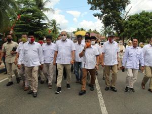 Bertekad Hentikan Politik Dinasti Sijunjung, Andre Antar Arrival Boy ke KPU