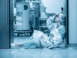 Ruwetnya Dokter Lulusan LN Urus Izin Praktik, Bisa Nunggu Sampai 2-3 Tahun! Ruwetnya Dokter Lulusan LN Urus Izin Praktik, Bisa Nunggu Sampai 2-3 Tahun!