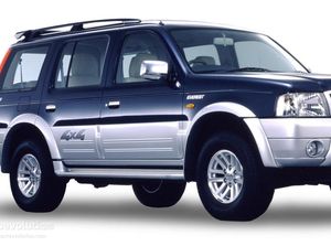 Modal Rp 85 Jutaan Bisa Bawa Pulang Mobil SUV Bekas 7 Penumpang