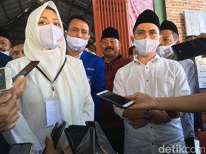 Daftar Pilbup Mojokerto, Bacawabup Ini Tak Bisa Tunjukkan Hasil Tes Swab Daftar Pilbup Mojokerto, Bacawabup Ini Tak Bisa Tunjukkan Hasil Tes Swab