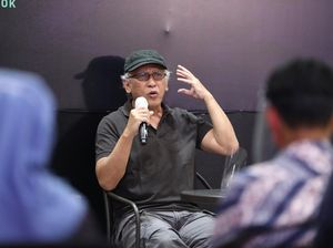 Lirik dan Chord Ijinkan Aku Menyayangimu dari Iwan Fals