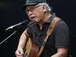 Chord Gitar Kemesraan Lagu dari Iwan Fals