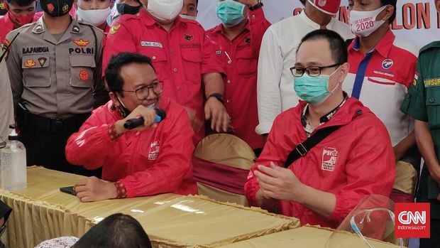 Ketua DPD PSI Surabaya Josiah MIchael dan Sekretaris DPD PSI Kota Surabaya Tjutjuk Supariono.