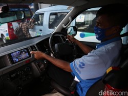Jurus DKI Kurangi Polusi, Sopir Angkot Diajari Cara Nyetir Irit BBM