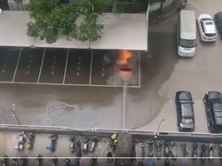 Ngeri! Mobil Listrik Meledak Saat Dicas