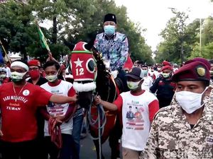 Setiajit-Armaya Naik Kuda ke KPU Daftar untuk Pilbup Tuban