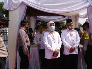 Pilwalkot Cilegon, Ratu Ati-Sokhidin Paslon Pertama yang Daftar ke KPU Pilwalkot Cilegon, Ratu Ati-Sokhidin Paslon Pertama yang Daftar ke KPU