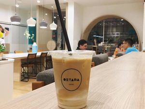 5 Tempat Ngopi Enak di Jakarta Utara yang Asyik Buat Nongkrong 5 Tempat Ngopi Enak di Jakarta Utara yang Asyik Buat Nongkrong