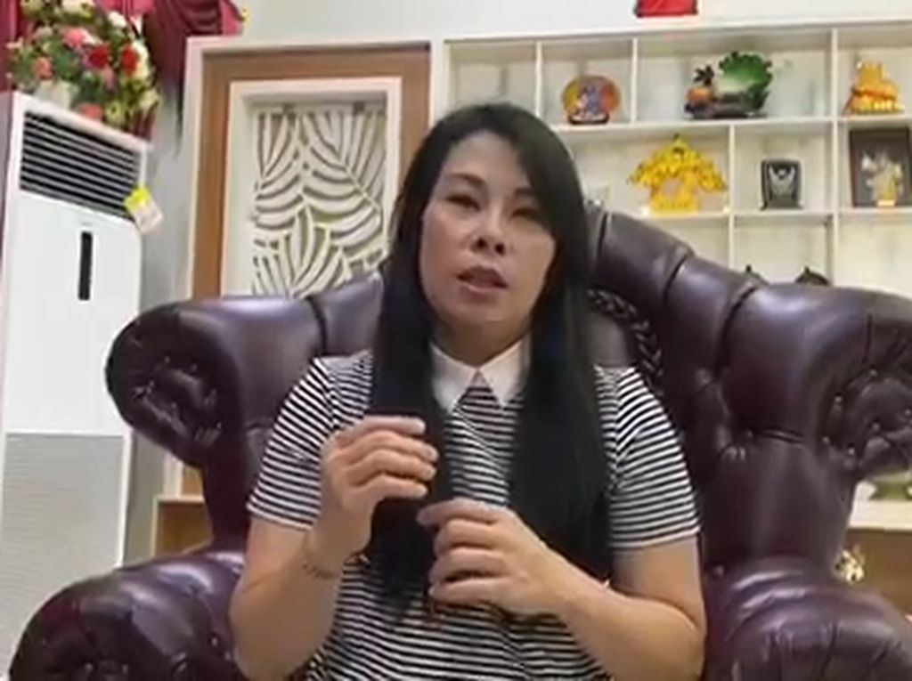 Satpol PP Tendang Kursi Saat Razia Prokes, Walkot Singkawang Minta maaf Satpol PP Tendang Kursi Saat Razia Prokes, Walkot Singkawang Minta maaf