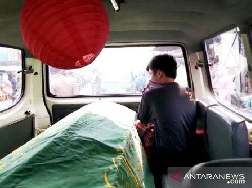 Epidemiolog Nilai Sanksi Nyeleneh Pelanggar Protokol Kesehatan Tak Mendidik Epidemiolog Nilai Sanksi Nyeleneh Pelanggar Protokol Kesehatan Tak Mendidik