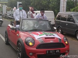 Gas! Konvoi Naik Mini Cooper, Bupati Petahana Daftar Pilkada Pekalongan