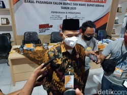 Massa Pendukung Tatu-Pandji Berkerumun Saat Pendaftaran, Ini Kata KPU Serang