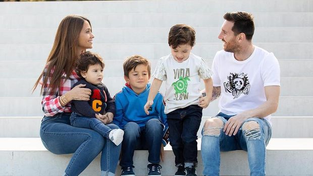 Lionel Messi's family.