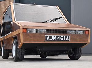 Hampir Semua Bagian Mobil Ini Terbuat Dari Kayu