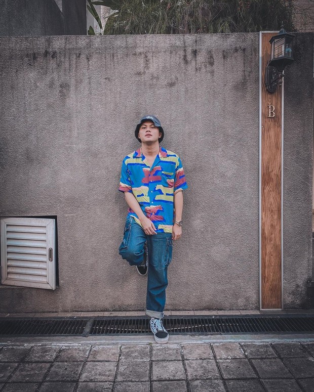 outit playful/instagram.com/rizkyfbian outfit playful ala Rizky