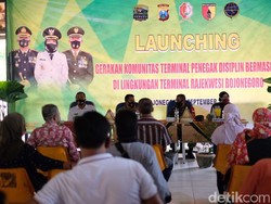 Polisi di Bojonegoro Launching Komunitas Penegak Disiplin Bermasker