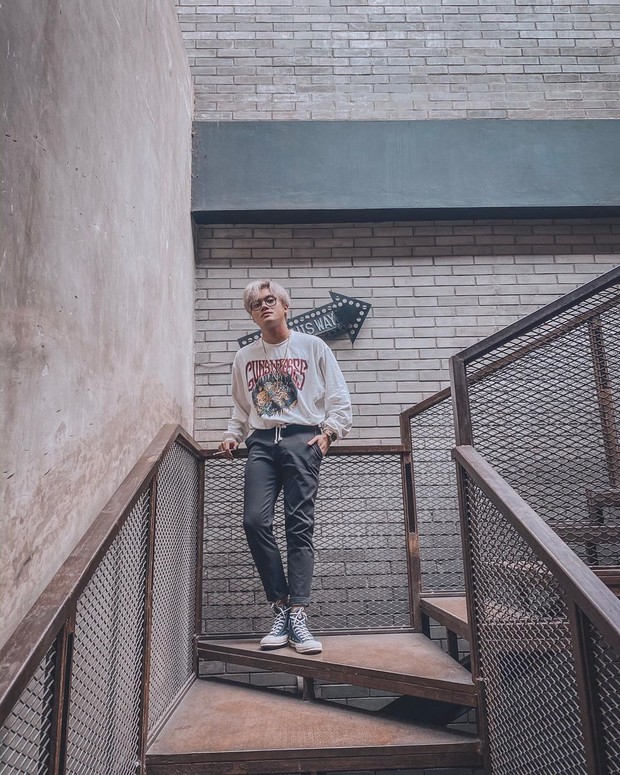 sweater/instagram.com/rizkyfbian mix and match sweater