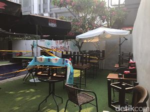 Penampakan Tebalik Kopi Disegel Lagi Usai Kasatpol PP DKI Marah-marah Penampakan Tebalik Kopi Disegel Lagi Usai Kasatpol PP DKI Marah-marah